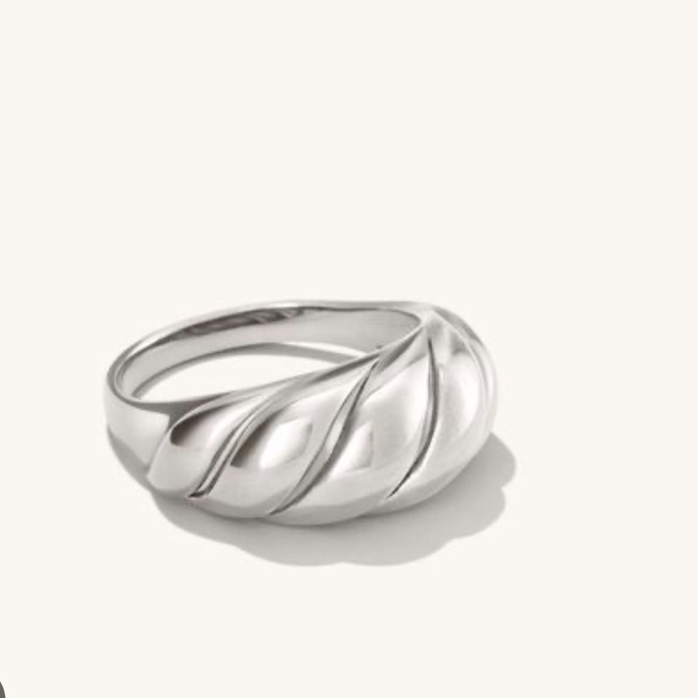 Mejuri Croissant 14k White Gold Dome Ring Size 5